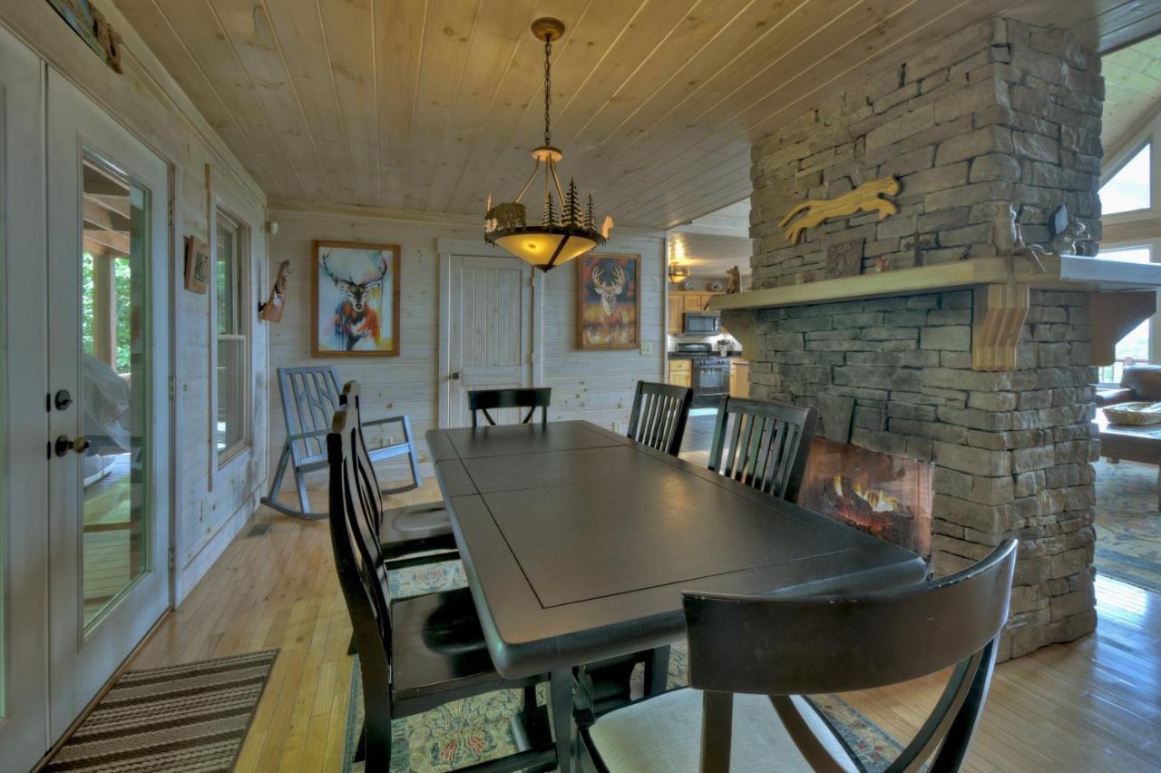 Champagne Chalet - Cuddleup Villa Morganton Eksteriør bilde