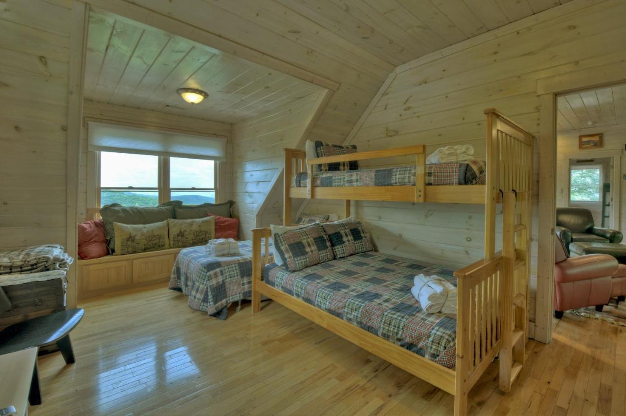 Champagne Chalet - Cuddleup Villa Morganton Eksteriør bilde